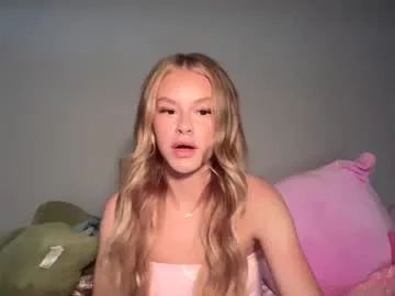 welcome2pleasureland – webcam model profile photo Image 13