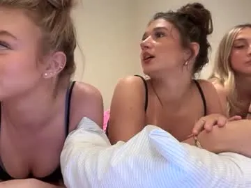 welcome2pleasureland – webcam model profile photo Image 14