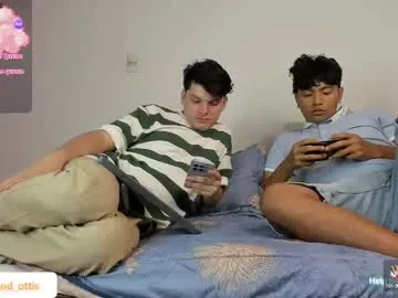 peachylina – webcam model profile photo Image 10