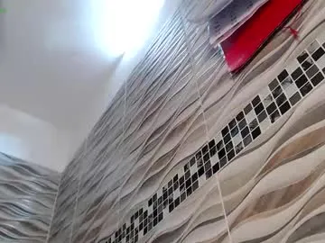 yes_mommy_zlata – webcam model profile photo Image 18