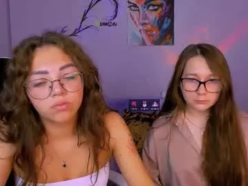 blue_bow – webcam model profile photo Image 14