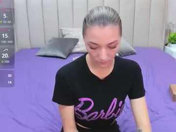 shiny_lily – webcam model profile photo Image 17