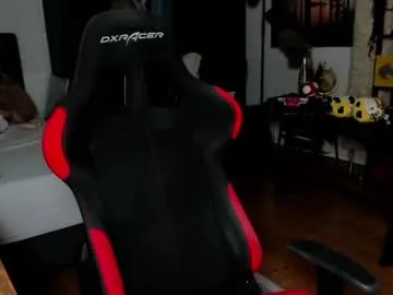 your_dolls – webcam model profile photo Image 3