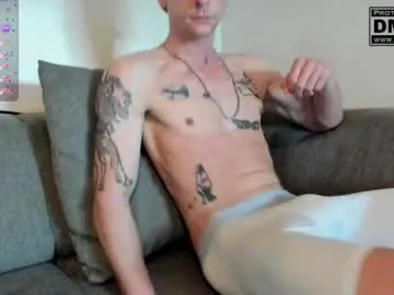 couple_of_fire_ – webcam model profile photo Image 5