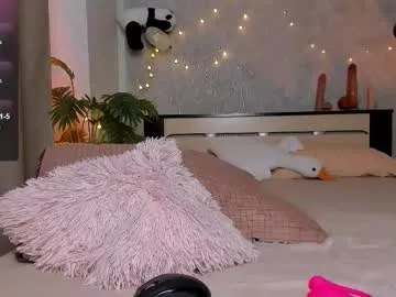 my_eyes_higher – webcam model profile photo Image 13