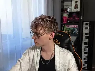 mia_cloudy – webcam model profile photo Image 16