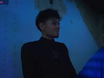 littlee_sophi_ – webcam model profile photo Image 18