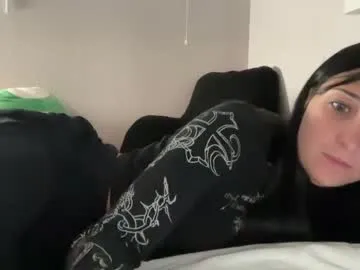 pinkadele – webcam model profile photo Image 2