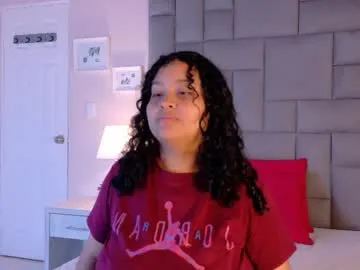 tashinadoncaster – webcam model profile photo Image 17