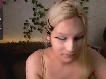 petites_perles – webcam model profile photo Image 8