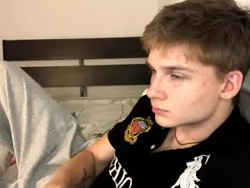 kitty__diamond_ – webcam model profile photo Image 17