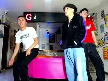 dreamyriri – webcam model profile photo Image 4