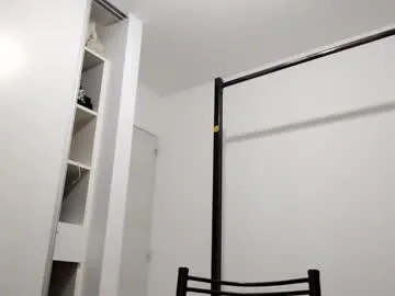 swoopyboy – webcam model profile photo Image 10