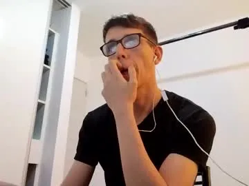 swoopyboy – webcam model profile photo Image 11