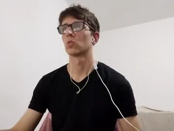 swoopyboy – webcam model profile photo Image 4