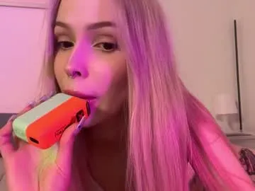 ErikaBonnie – webcam model profile photo Image 16