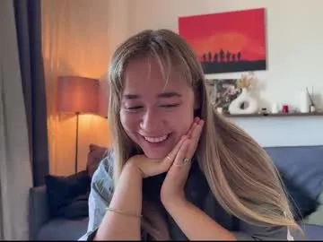 loving_ladies – webcam model profile photo Image 16