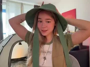 loving_ladies – webcam model profile photo Image 4