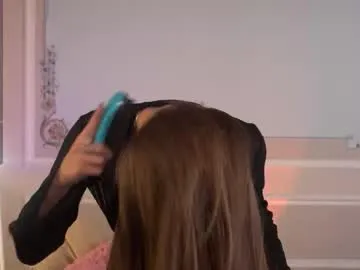 soft_sofi – webcam model profile photo Image 16