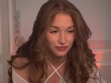 soft_sofi – webcam model profile photo Image 5