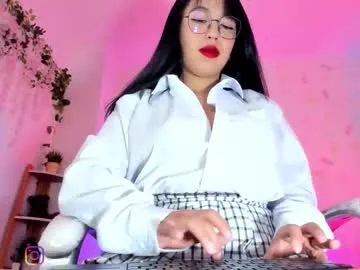 hanalif – webcam model profile photo Image 4