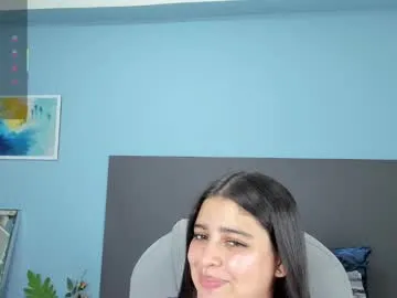 tiameakin – webcam model profile photo Image 2