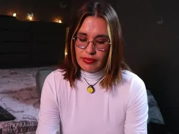 hotbella_ – webcam model profile photo Image 12