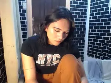 pinkypuppa – webcam model profile photo Image 13