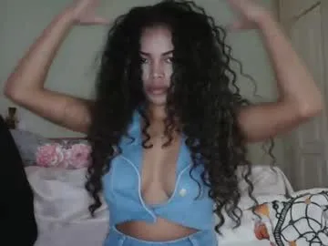 blue_bow – webcam model profile photo Image 8