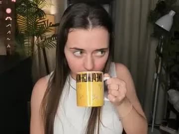 chery_lady22 – webcam model profile photo Image 11