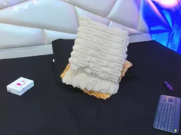 ginger_twinkle – webcam model profile photo Image 16