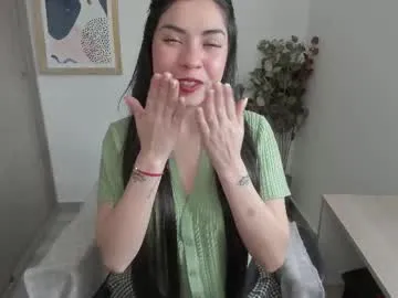 bedroom_234 – webcam model profile photo Image 10