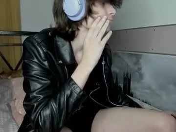 petites_perles – webcam model profile photo Image 11