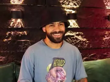 playussoftly – webcam model profile photo Image 6