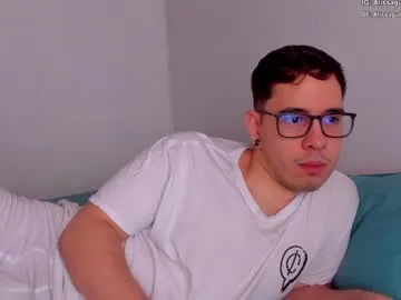 pinkypuppa – webcam model profile photo Image 11