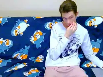 sweetyoops – webcam model profile photo Image 16