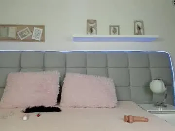 nataly_kydman – webcam model profile photo Image 5