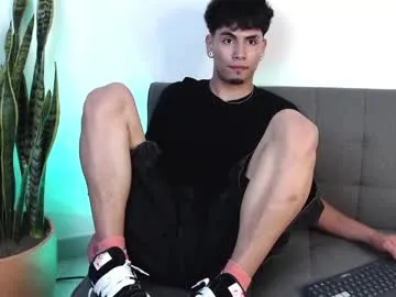 cherry_berry56 – webcam model profile photo Image 12