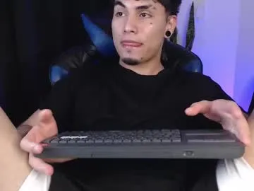 cherry_berry56 – webcam model profile photo Image 18