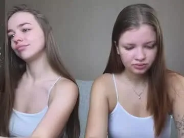 your_desirre – webcam model profile photo Image 2