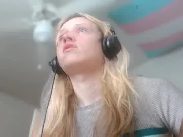 petites_perles – webcam model profile photo Image 8