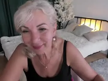 icyhoneybite – webcam model profile photo Image 7