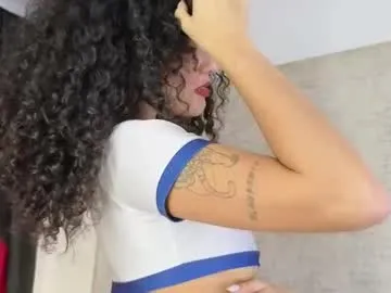 petites_perles – webcam model profile photo Image 13