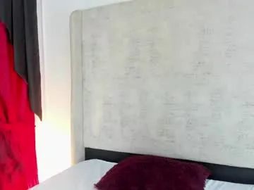 petites_perles – webcam model profile photo Image 6