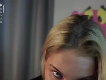 superstarxx – webcam model profile photo Image 16