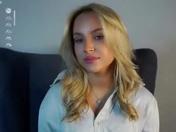 superstarxx – webcam model profile photo Image 17