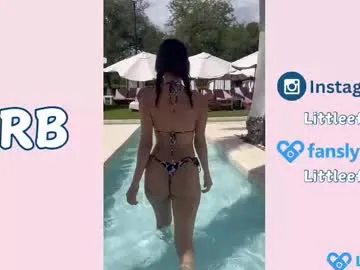 emilyhewell – webcam model profile photo Image 13