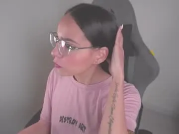 dakota_lynn – webcam model profile photo Image 5