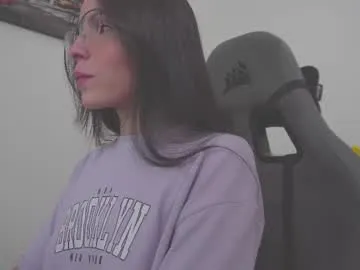 dakota_lynn – webcam model profile photo Image 9