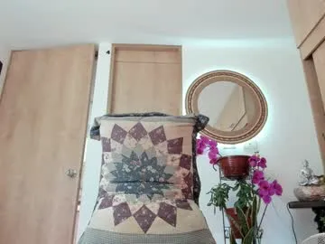 biancaaa07 – webcam model profile photo Image 14